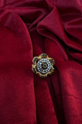 Hemohandicrafts- Onyx Flower Gold - Black